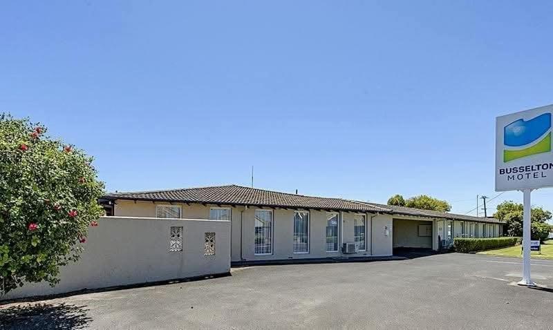 The Busselton Motel Exterior foto